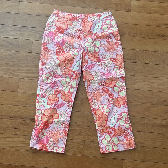 Lilly Pulitzer Floral Capri Pants - Picture 1 of 13